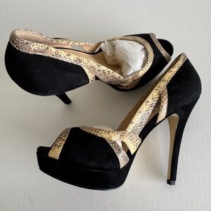 Ivanka Trump Black and Snake Skin Heels 7m